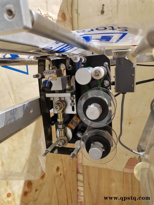 河南价格水果蔬菜清洗剂粉末三边封封口机 圆角袋粉末液体包装机 粉剂包装机郑州供应图7