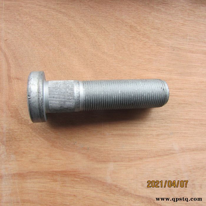 供应徐工LW900K装载机配件860122921-4472336286轮辋螺栓800K图2