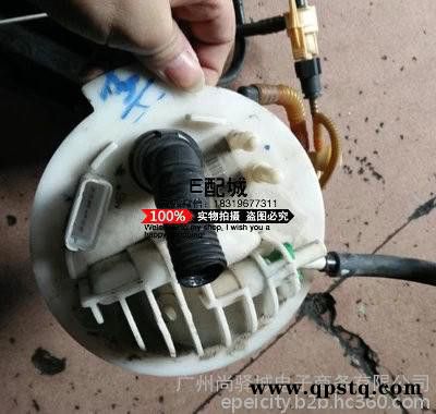 路虎神行者2汽油泵总成发现3汽油泵总成发现4汽油泵总成路虎神行者2汽车配件路虎神行者2原装拆车件图3