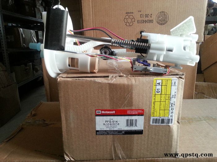供应林肯领航员07-09款汽油泵图2