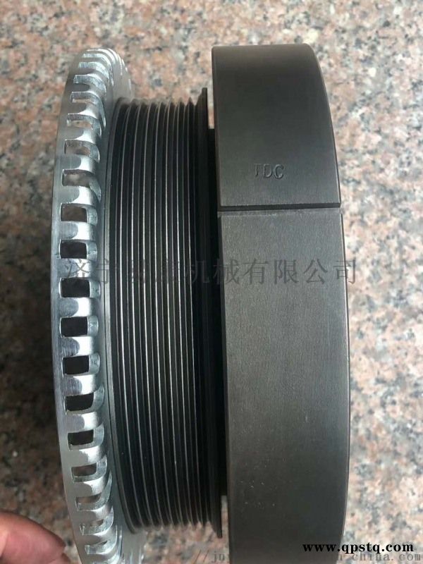 康明斯QSB6.7减震器5308903图3