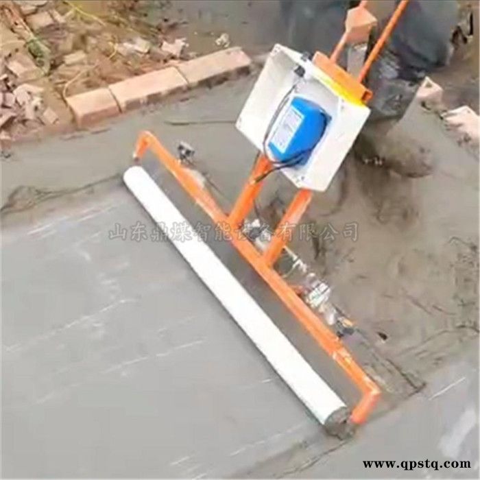 鼎煤混凝土覆盖机  震动盖膜一体机   耐用节能锂电池便携式混凝土铺膜机图4