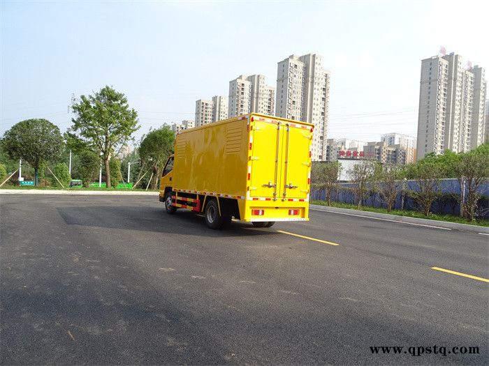 江铃 应急柴油发电机  消防设备应急电源 1000千瓦移动发电车厂家图5