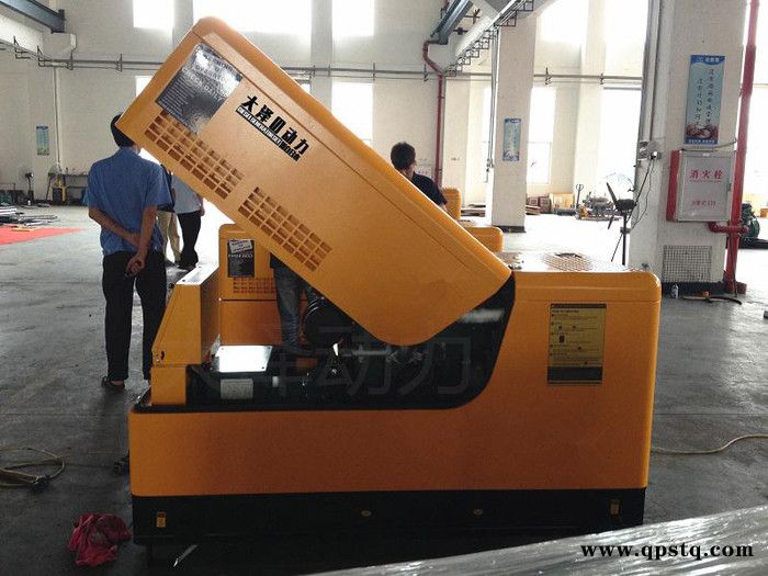 40KW车载静音柴油发电机改装房车图7