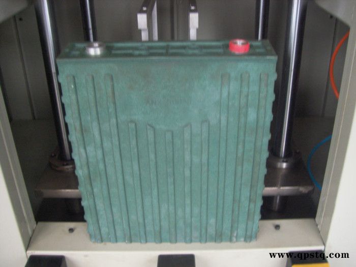 汽车蓄电池外壳焊接机图2