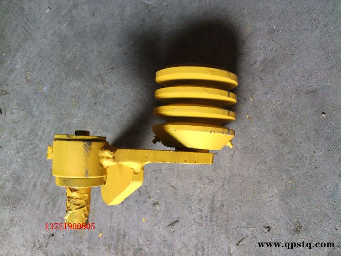 山推推土机配件 SD32NT855发动机 风扇涨紧轮TY320图3