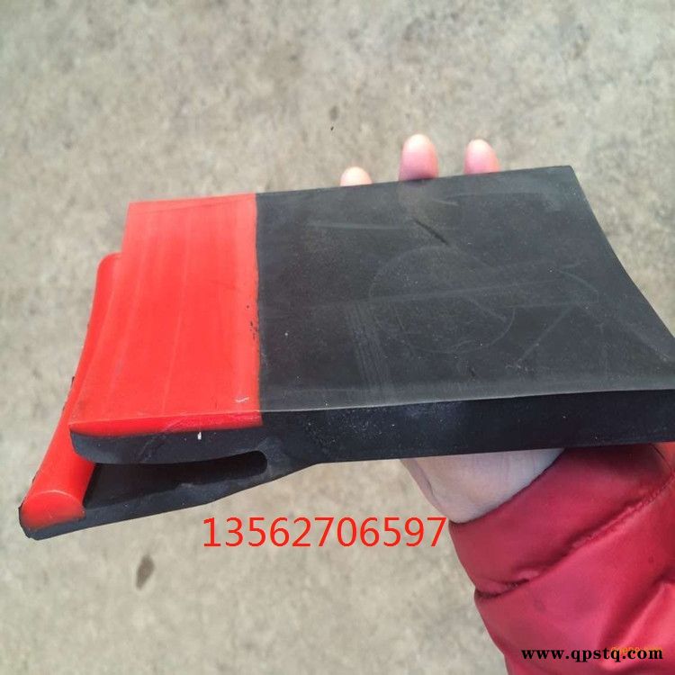 导料槽挡煤皮夹子 裙板夹持器图1