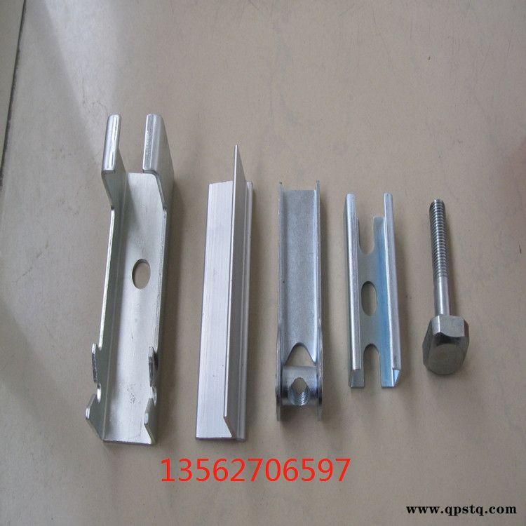 夹持器角铝导料槽压紧装置图1