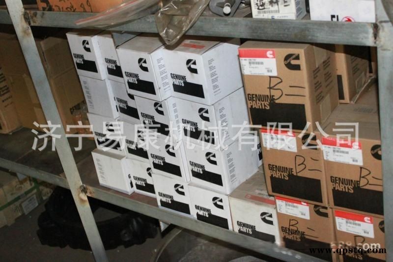 康明斯QSZ13缸盖螺栓3821783 缸盖安装图5