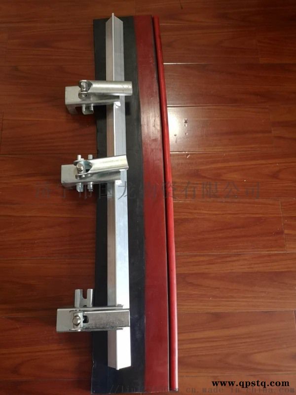防溢裙板夹持器 不锈钢材质 T型螺栓图3