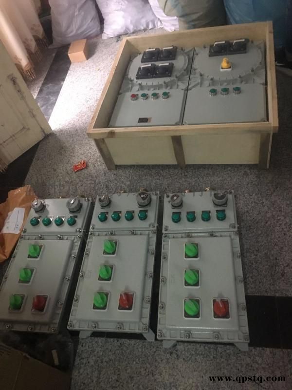 防爆电动阀门控制箱盲板阀现货图3