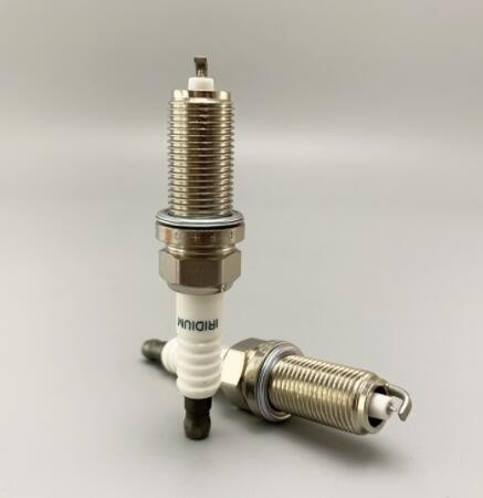 供应再制造汽车火花塞SK16HR11适用丰田汽车汉兰达火花塞火咀火嘴图3