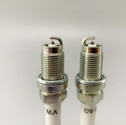 批发101905626适用于大众速腾 朗逸 宝来 双铱金汽车火花塞再制造图2