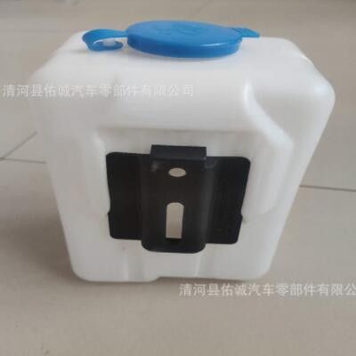 跨境批发汽车通用挡风玻璃雨刮喷水壶12V1.5L 清洗壶雨刮洗涤套装