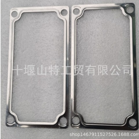 KTA19-G2进气管垫206277图2